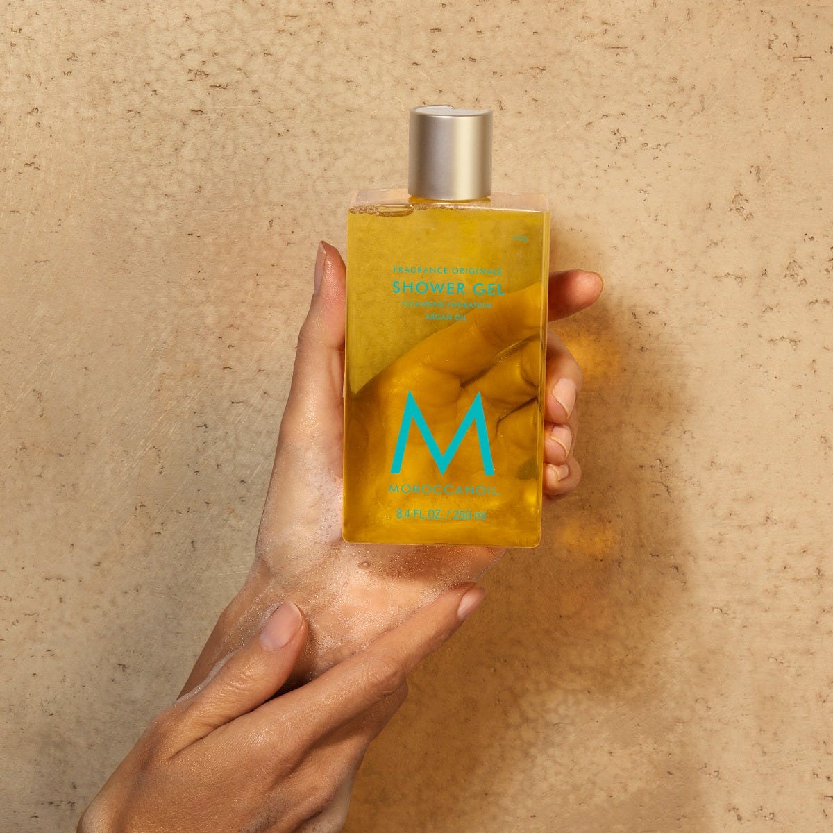 Gel Douche Moroccanoil — ambiance