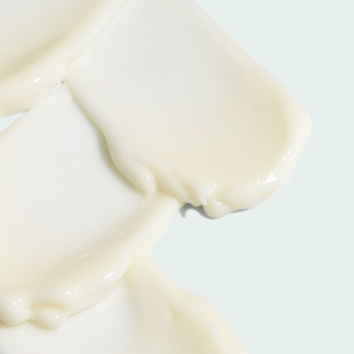 Crème Liftante Contour des Yeux AGELESS — texture
